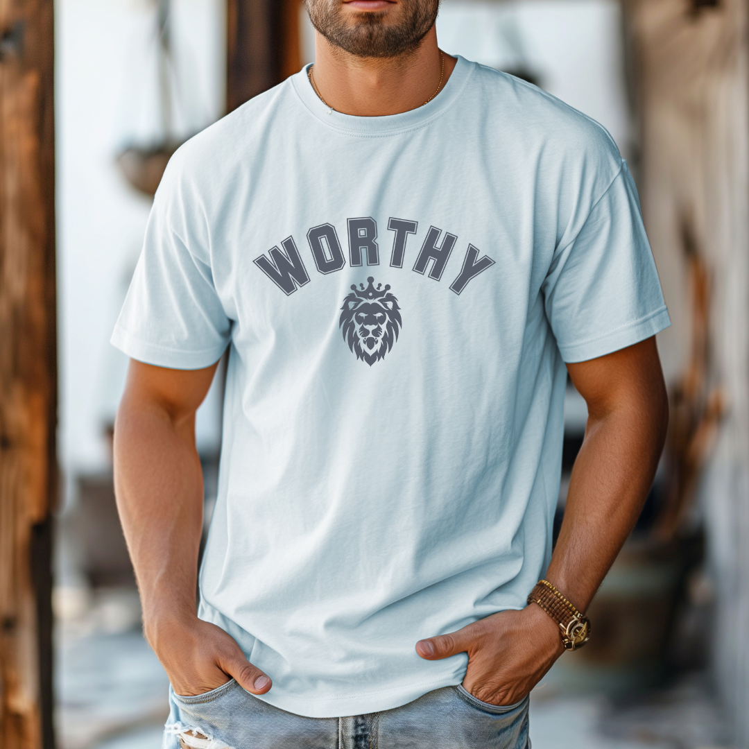 Worthy Lion T-shirt for men light blue